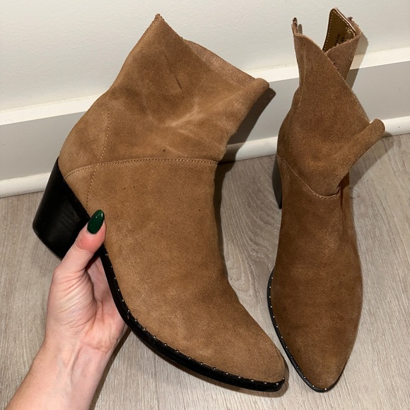 Treasure & Bond Farrah Studded Bootie - Picture 4 of 9